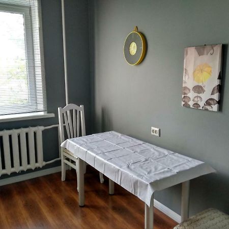 Stylish Apartment In The Gold Square Of Almaty Exterior photo